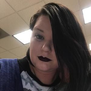 Meet your Posher, Carissa